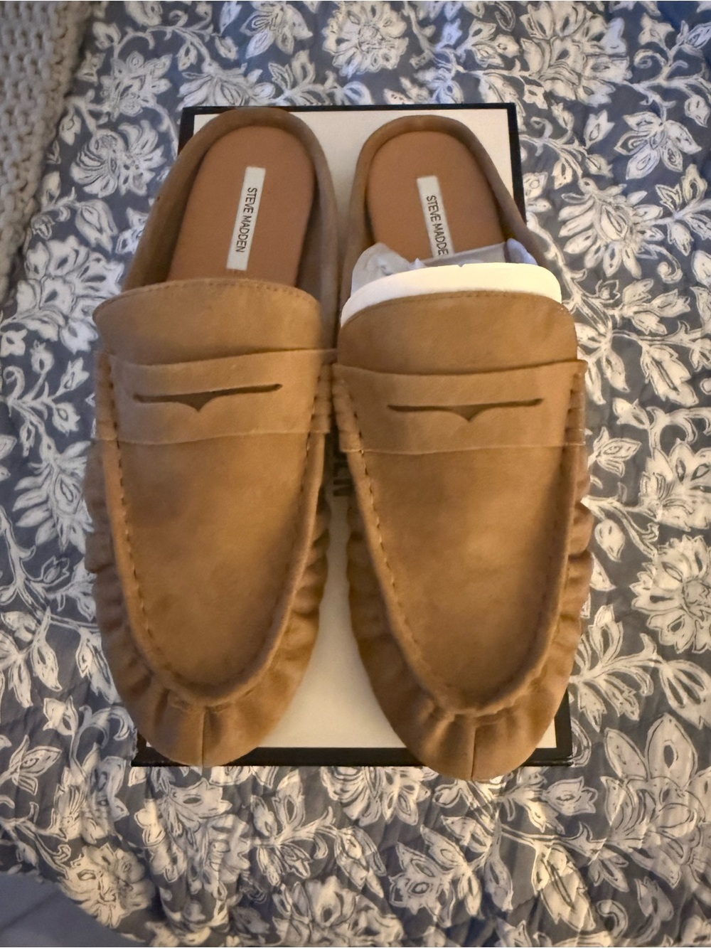 Steve Madden Women’s Tan Suede Mule Loafers Size 11